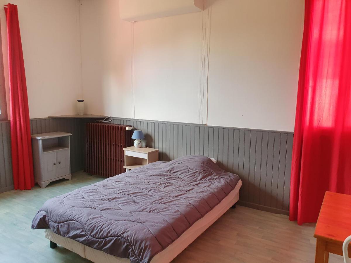 Camping Des 2 Rives- Chambres Etang-sur-Arroux Exterior photo
